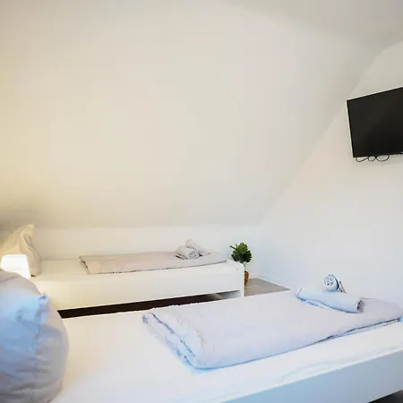 Daire Bege Work Essentials *