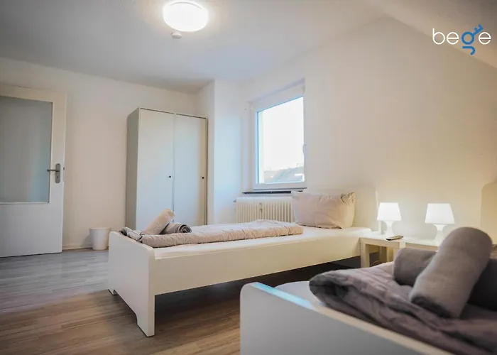 Bege Work Essentials