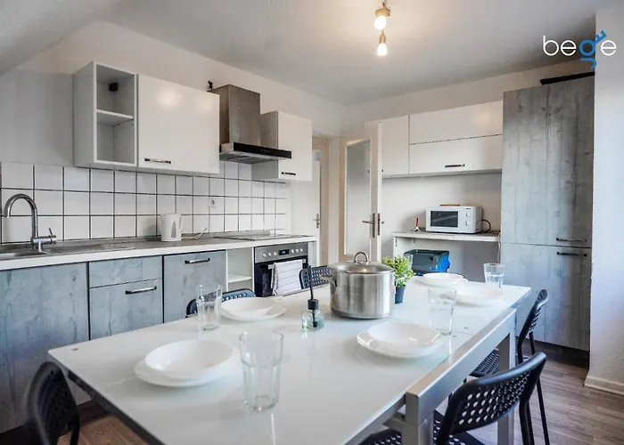 Bege Work Essentials Lejlighed Datteln